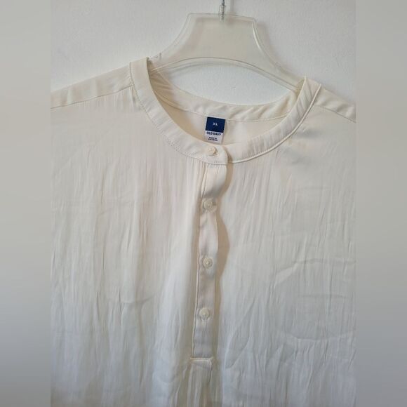 NEW Old Navy Ivory Cream Blouse Tunic Top Satin Minimalist Quiet Luxury XL - Picture 4 of 7